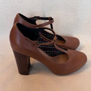 Crown Vintage Women Audrey Ankle Strap Stacked Block Heels Shoes Brown Size 9.5
